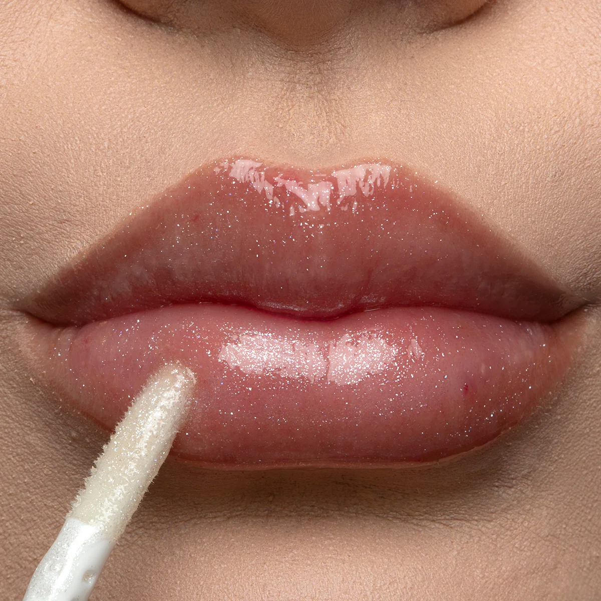 Hot Lips - Image 10